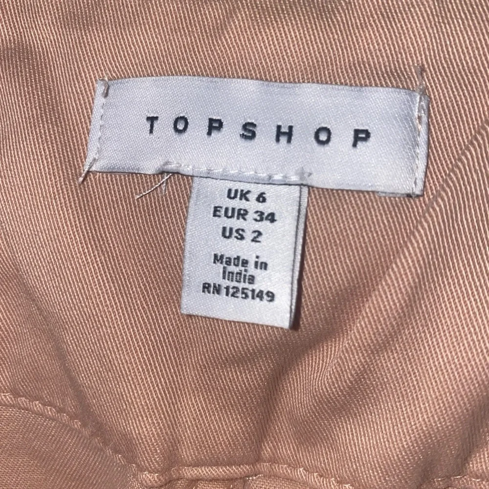 Top Shop Paper Bag Shorts - Picture 4 of 4